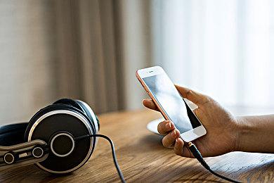 马斯克在X上招募开发者 使用AI打造革命性游戏